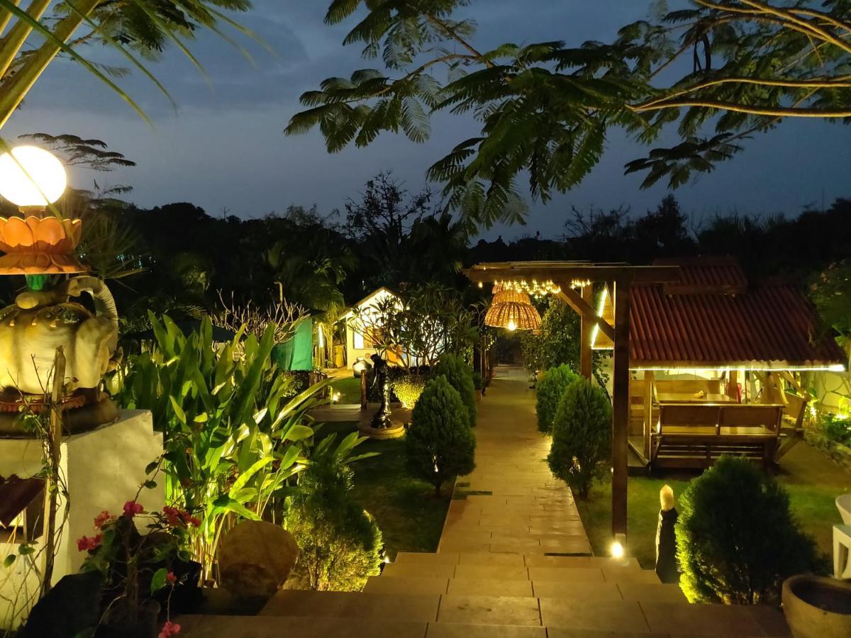 Rock Forest Goa Honeymoon Cottages Calangute Exterior foto