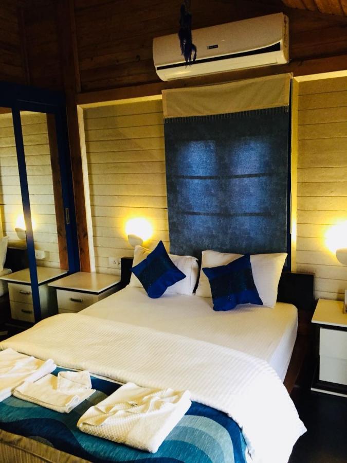 Rock Forest Goa Honeymoon Cottages Calangute Exterior foto